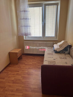 Na predaj priestranný 3-izbový byt s loggiou – Trebišov, ul. - 2