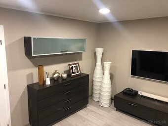 Nábytok obývacia stena - 2