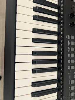 digitálny kláves Yamaha PSR-EW410 - 2