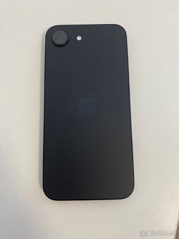 iPhone 16e - 2