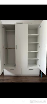 Na predaj šatníková skriňa - 2