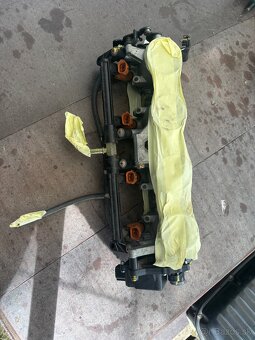 Gsxr 600 k5 diely - 2