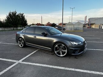 Audi S4 b9 - 2