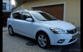 Kia ceed kombi 1.4i 2011 biela farba - 2