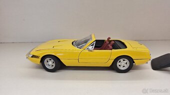 1:18 FERRARI GTB/4 DAYTONA CABRIO, 2 - 2