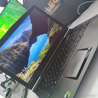 Predám herný notebook Lenovo legion y520 - 2