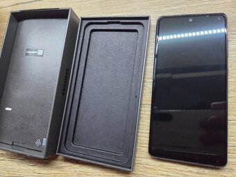 Samsung galaxy S20 FE 256 GB blue - 2