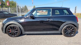 Mini Cooper S JCW 2.0i 192k MT6 3.dv. za 9.990 € - 2