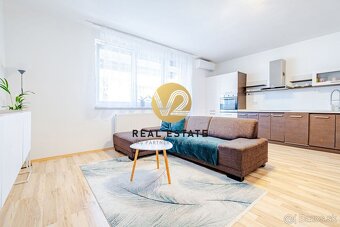 NA PREDAJ 3 IZB klimatizovaný BYT S LOGGIOU - Nitra, Zobor - 2