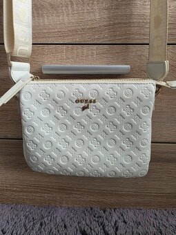 Guess crossbody kabelka - 2