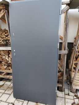 Vchodové dvere 90 kovové - 2