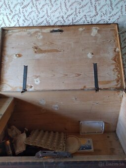 Starozitna komoda 1921 - 2