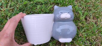 Kvetináč s mačkou - 2