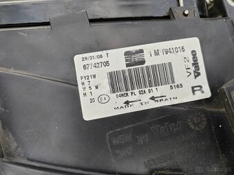 Seat Leon pravé predné svetlo - 2