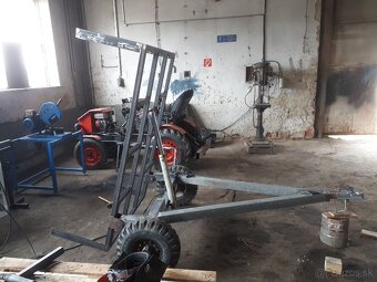 Vlečka vyklapacia - 2