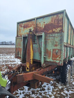 Nosič kontajnerov - 2