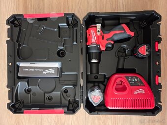 Milwaukee M12 BLDDRC-202C vrtacka - 2