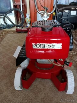 Benzinová kosačka - 2