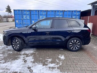 VW Touareg R-Line 3.0TDI facelift - 2