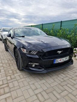 Ford Mustanf GT Performance - 2