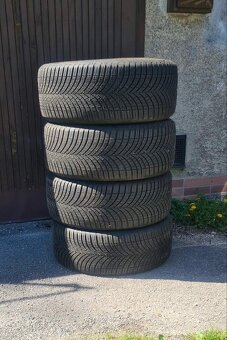 Goodyear VECTOR 4SEASONS G3 255/40 R21 celoročne - 2