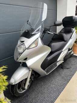 Honda Silver Wing 600 - 2
