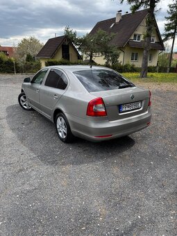 Škoda Octavia - 2