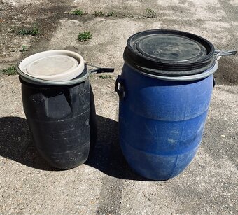 Plastový barel. - 2