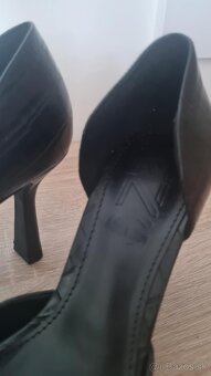 Čierne lodičky - 2