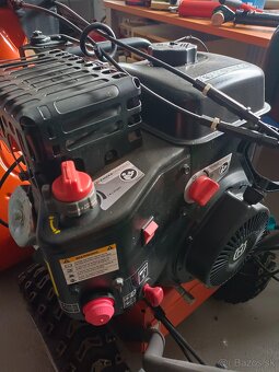 Profi fréza Husgvarna ST330 Opava - 2