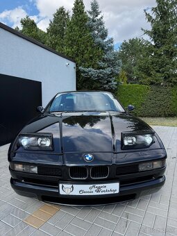 850i V12 - 2