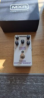 Pedal na bass gitaru - 2