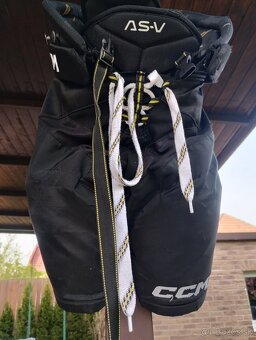 Hokejové nohavice CCM tacks asv jr, veľkosť L - 2