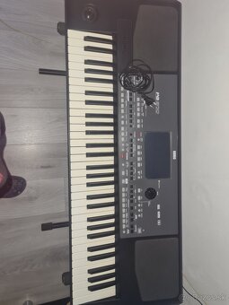 Korg pá 600 - 2