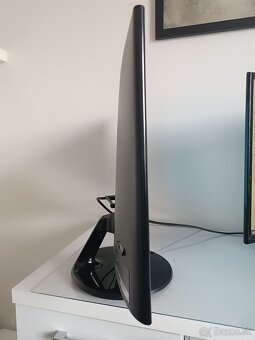 LCD monitor Samsung C27F390 - 2
