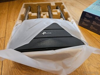 TP Link WiFi router - 2