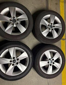 Skoda Fabia R15 - 2
