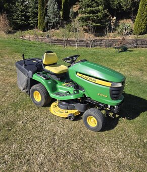 Traktorova kosačka John deere X300R - 2