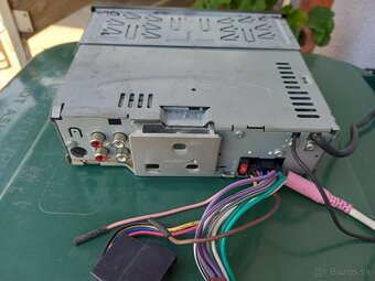 Autorádio JVC KD-R731BT - 2