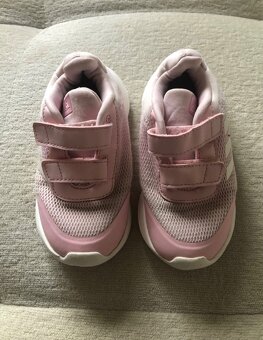 ————-Ružové tenisky Adidas Tensaur, 25, 15.50 E——- - 2