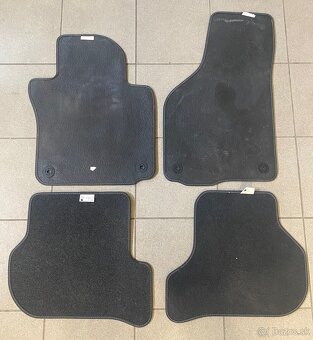 - - - 4ks látkové koberce / rohože Škoda Octavia 2 - - - - 2