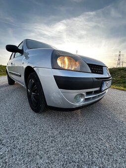Renault Clio - 2