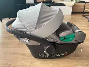 Predam autosedacku Cybex Aton S2 - 2