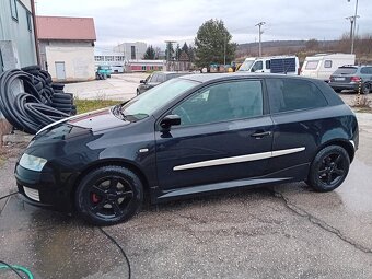 Fiat Stilo 1.9 Jtd 2003 3D - 2