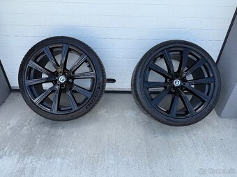 BMW X5 X6 X7 275/35 315/30 R22 5x112 Michelin letne - 2