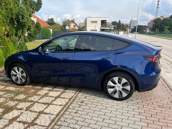 Tesla Model Y Long Range AWD 4x4 / V záruke - 2
