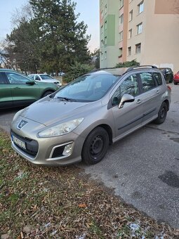 Predam peugeot 308SW rocnik 2013 199 500km 1majitel - 2