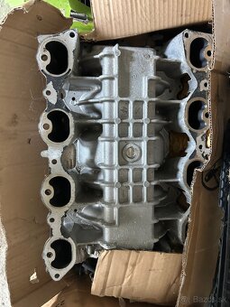 INFINITI FX 4.5 V8 - 2