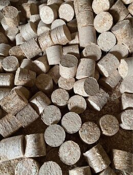 Drevené brikety - 2