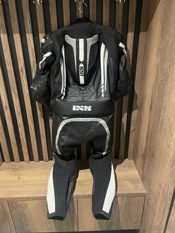 Kombinéza IXS - 2